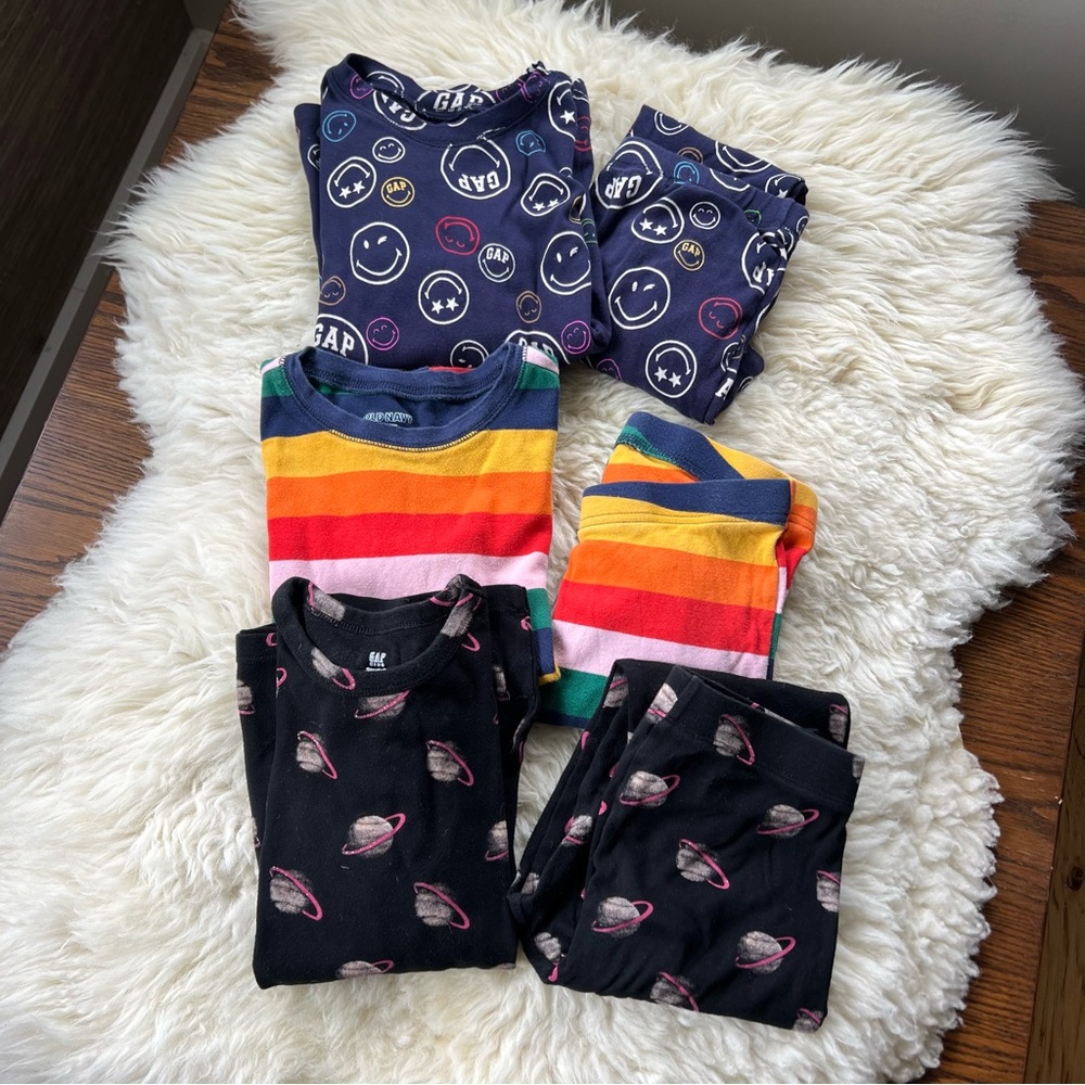 3 sets of Pajamas GAP and Old Navy Size 10